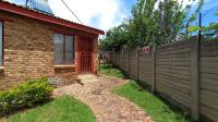 Front View of property in Olievenhoutbos