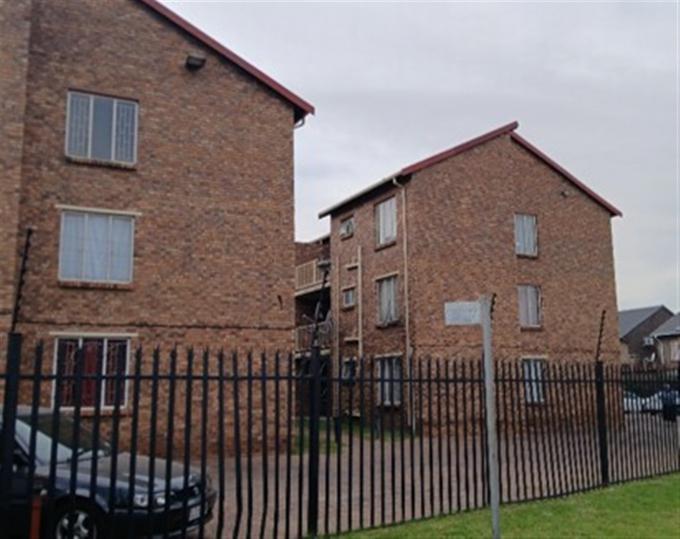 Standard Bank SIE Sale In Execution 2 Bedroom Sectional Title for Sale in Elspark - MR596074