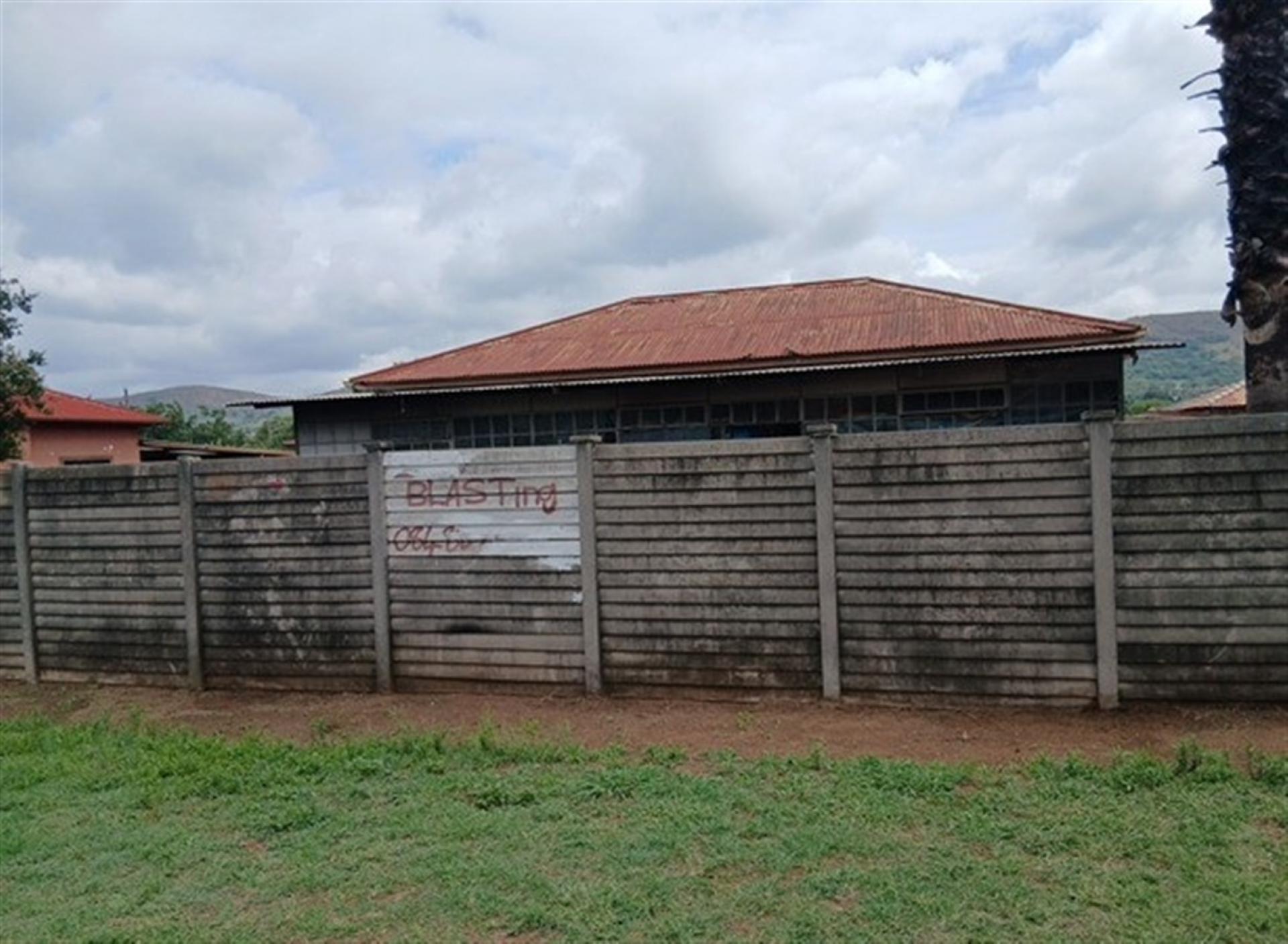 Front View of property in Daspoort