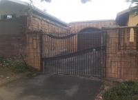 Front View of property in Brookdale