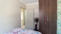 Bed Room 1 - 9 square meters of property in Andeon