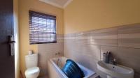 Bathroom 1 - 5 square meters of property in Alliance