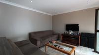 Lounges - 33 square meters of property in Pinelands