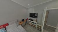 Bed Room 1 - 18 square meters of property in Pinelands