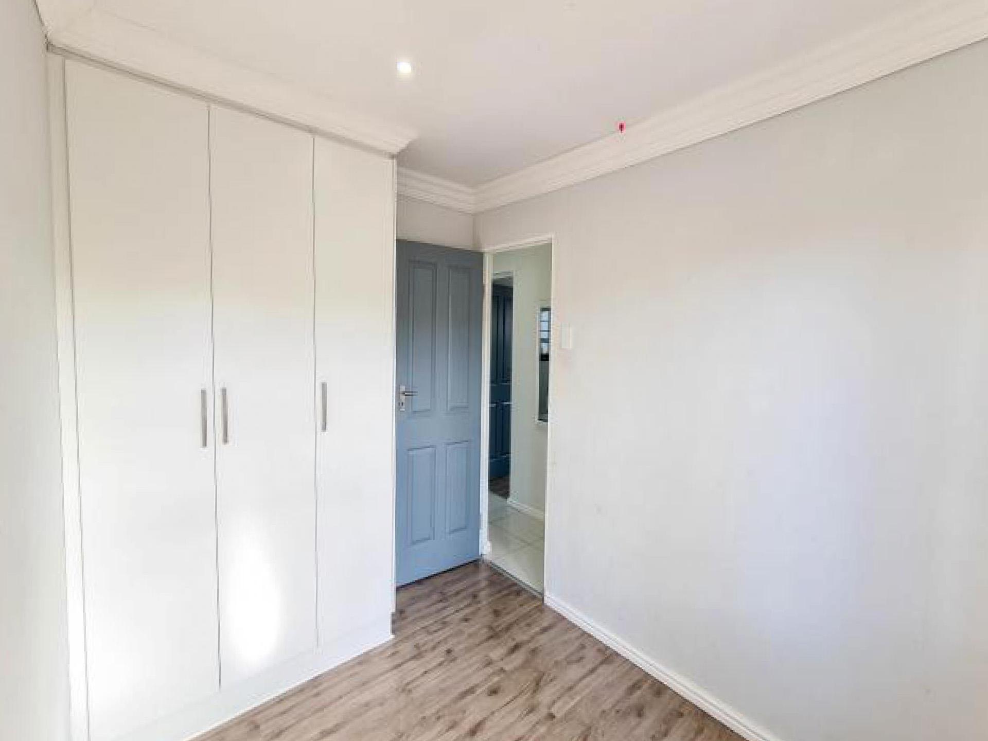 Bed Room 2 of property in Gonubie