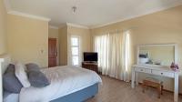 Main Bedroom - 31 square meters of property in Bronberg