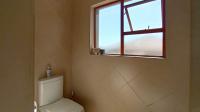 Main Bathroom - 23 square meters of property in Bronberg