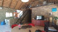 Lounges - 83 square meters of property in Crowthorne AH