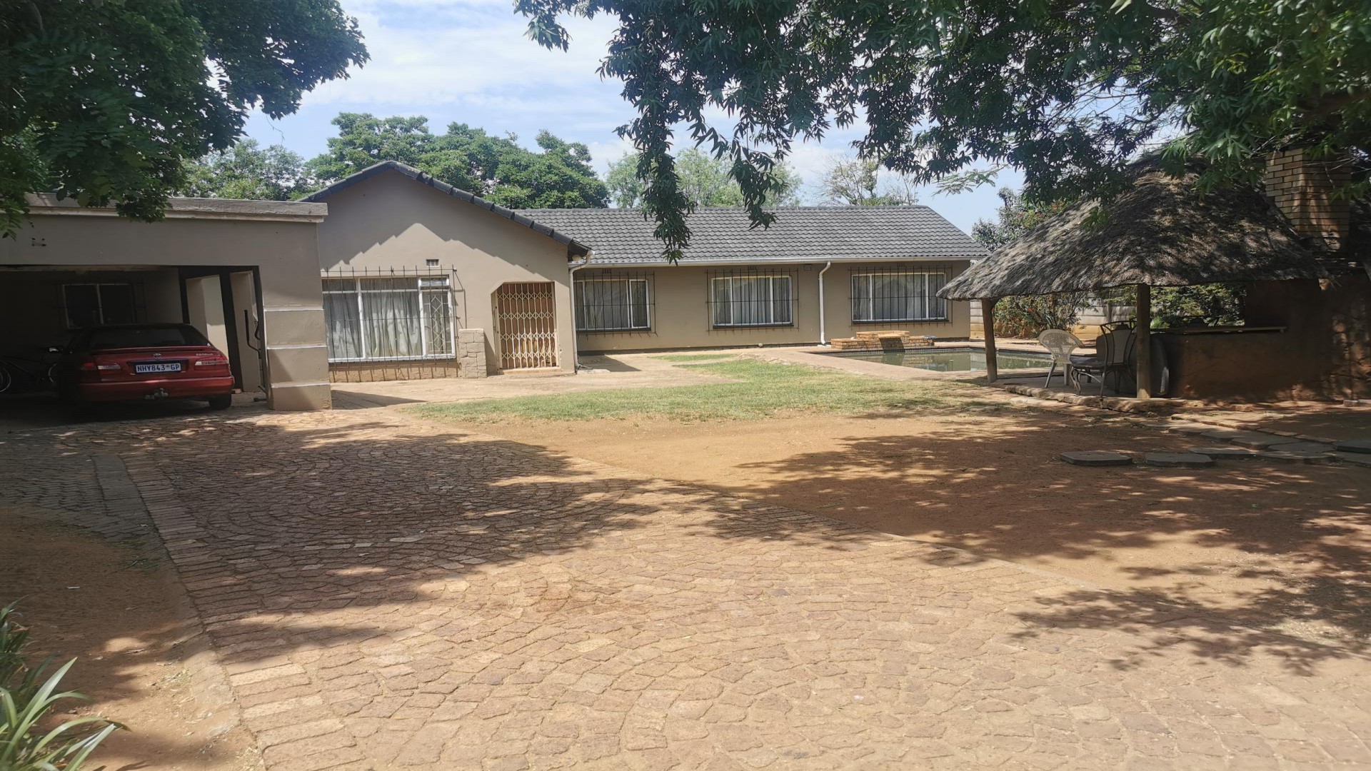 Front View of property in Mayfield Park