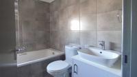 Bathroom 1 - 6 square meters of property in Groblerpark