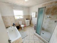 Bathroom 1 - 8 square meters of property in Liefde en Vrede