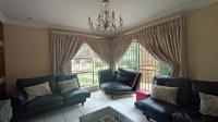 Lounges - 19 square meters of property in Crystal Park