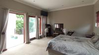 Main Bedroom - 26 square meters of property in Midstream Estate