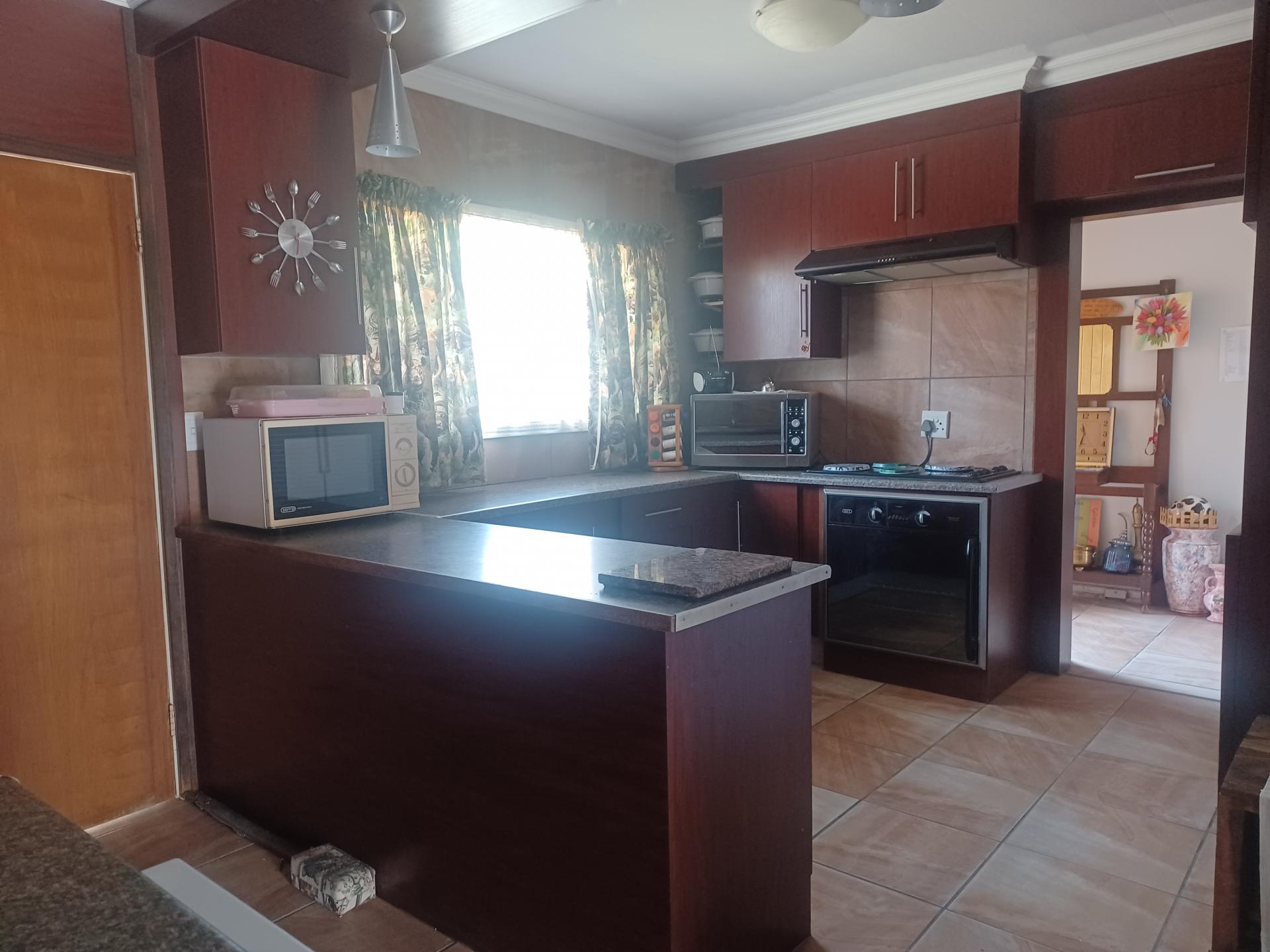  of property in Riebeeckstad