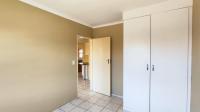 Bed Room 2 - 11 square meters of property in Crystal Park