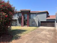 6 Bedroom 3 Bathroom House for Sale for sale in Witpoortjie