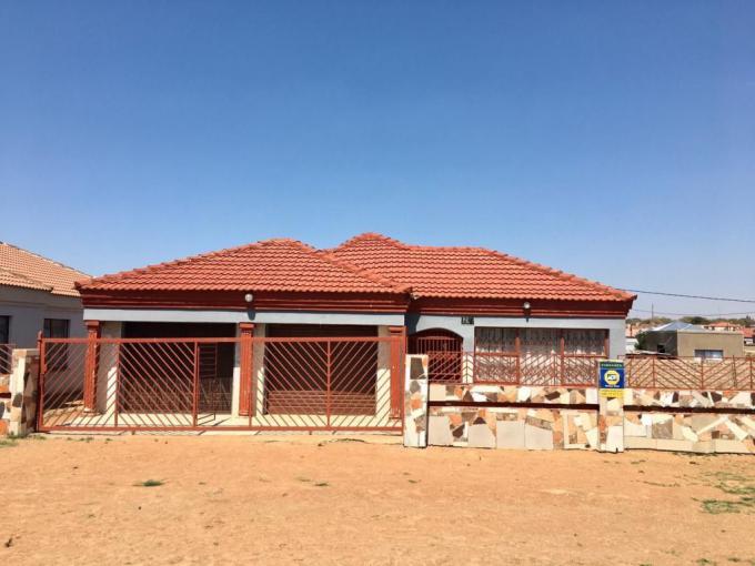 4 Bedroom House for Sale For Sale in Mankweng - MR597076