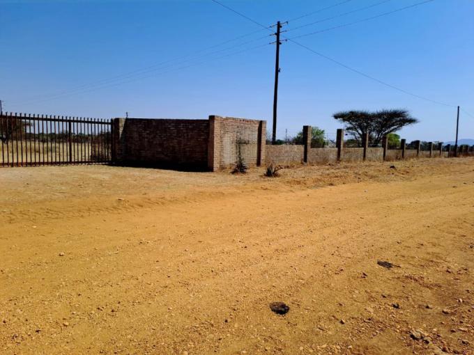 Smallholding for Sale For Sale in Tweefontein - MR597093