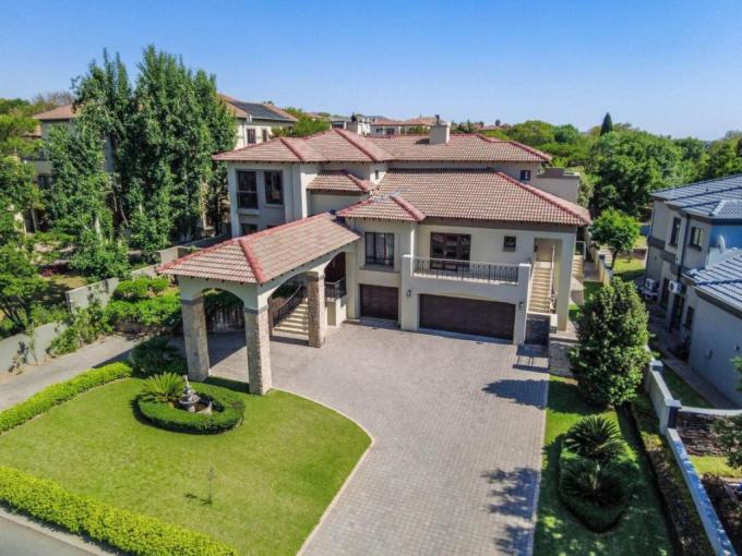 4 Bedroom House for Sale For Sale in Blue Valley Golf Estate - MR597103