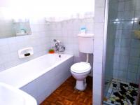  of property in Robertsham