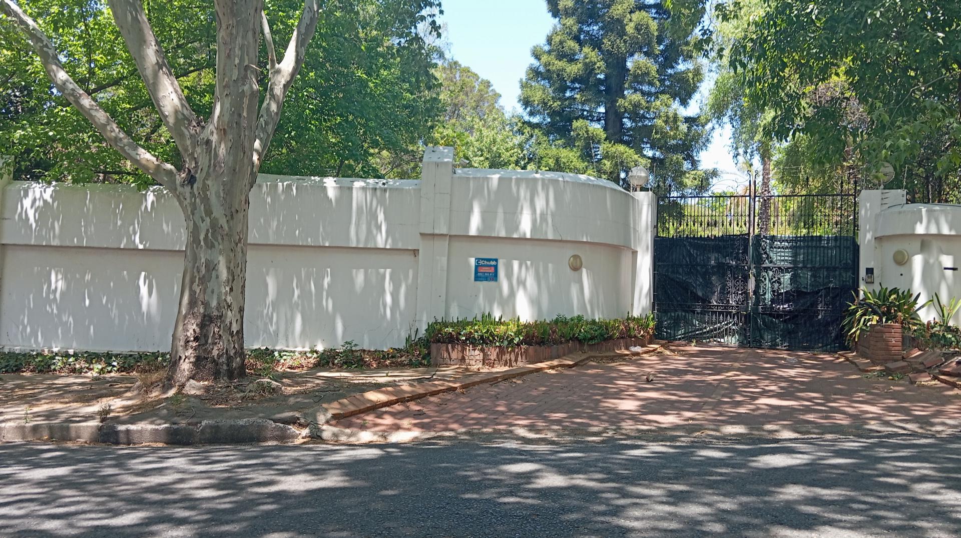 Nedbank Repossessed House for Sale in Sandton MR597288 M