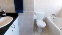 Main Bathroom - 4 square meters of property in Margate