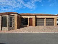 3 Bedroom 2 Bathroom Simplex for Sale for sale in Hartenbos