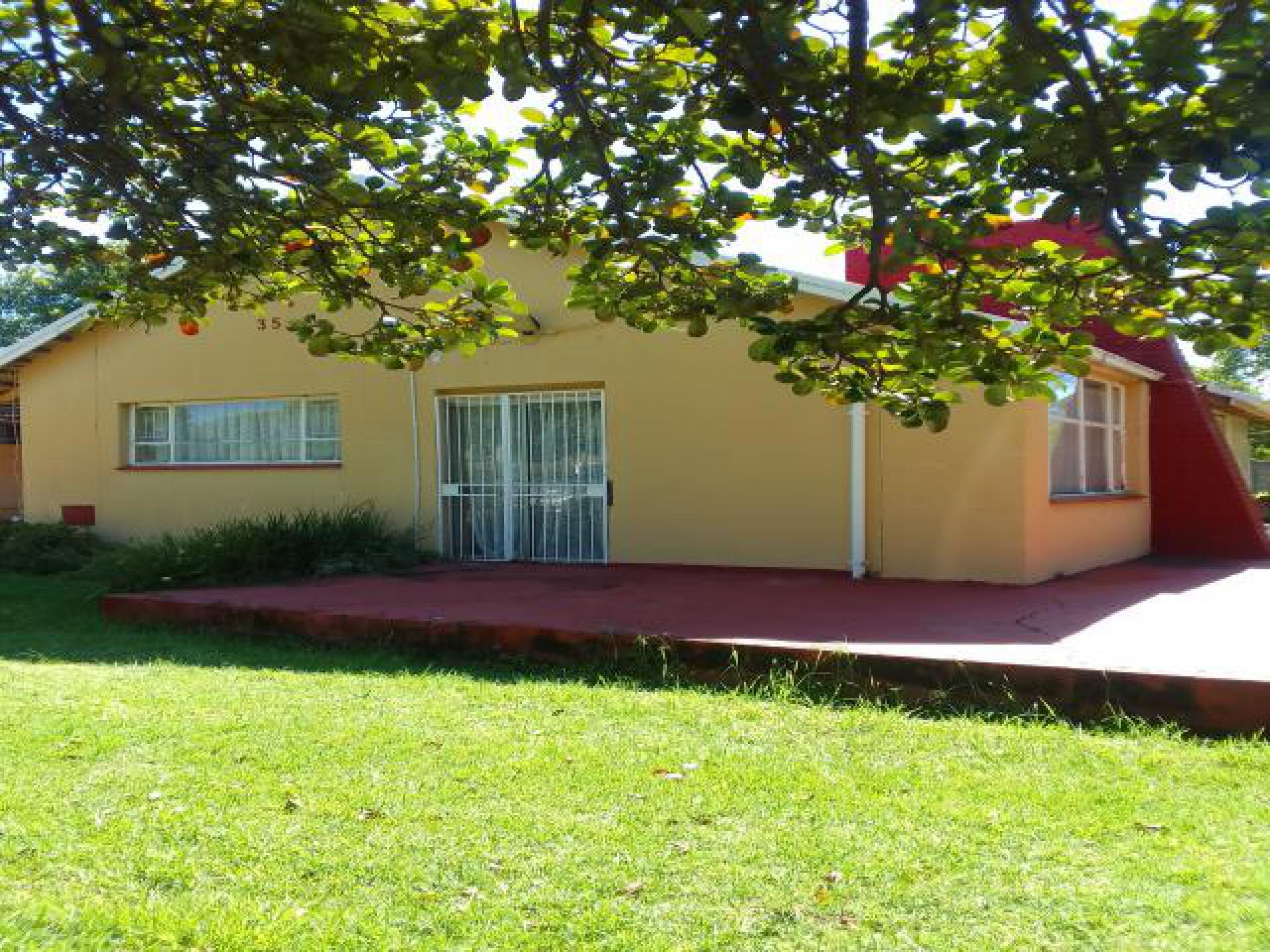 Front View of property in Pioneer Park (Newcastle)