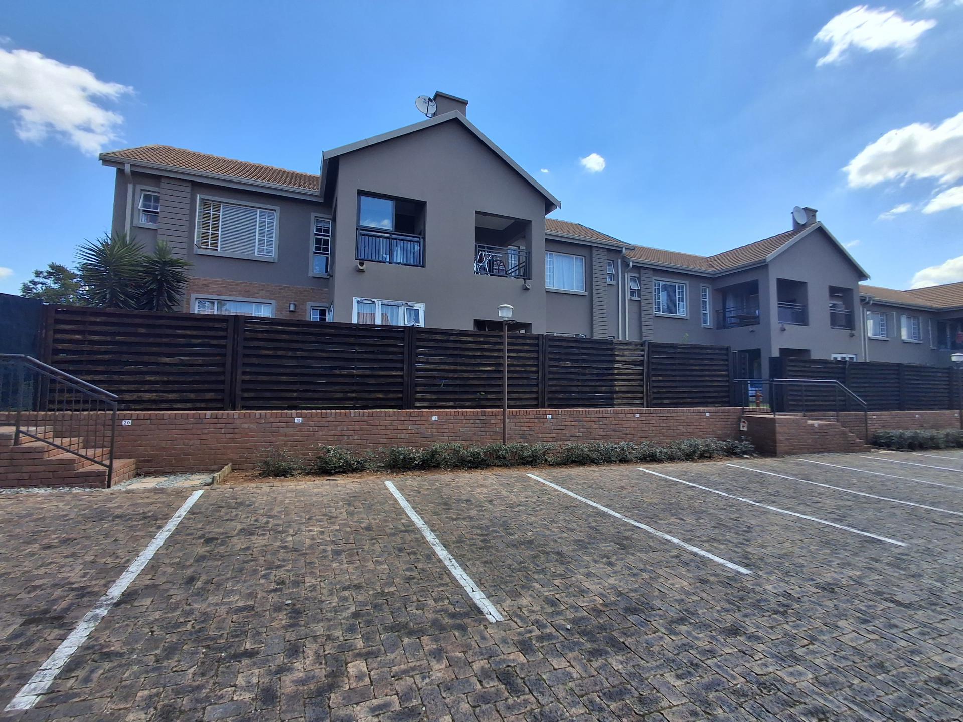 Spaces - 2 square meters of property in Rynfield