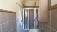 Main Bathroom - 5 square meters of property in Rynfield