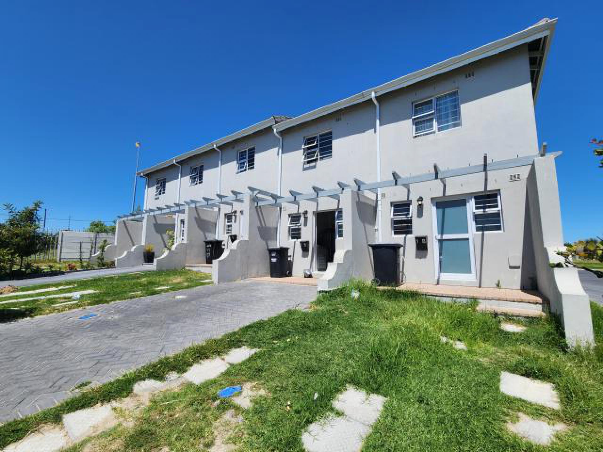 Standard Bank EasySell 2 Bedroom House for Sale in Bardale V