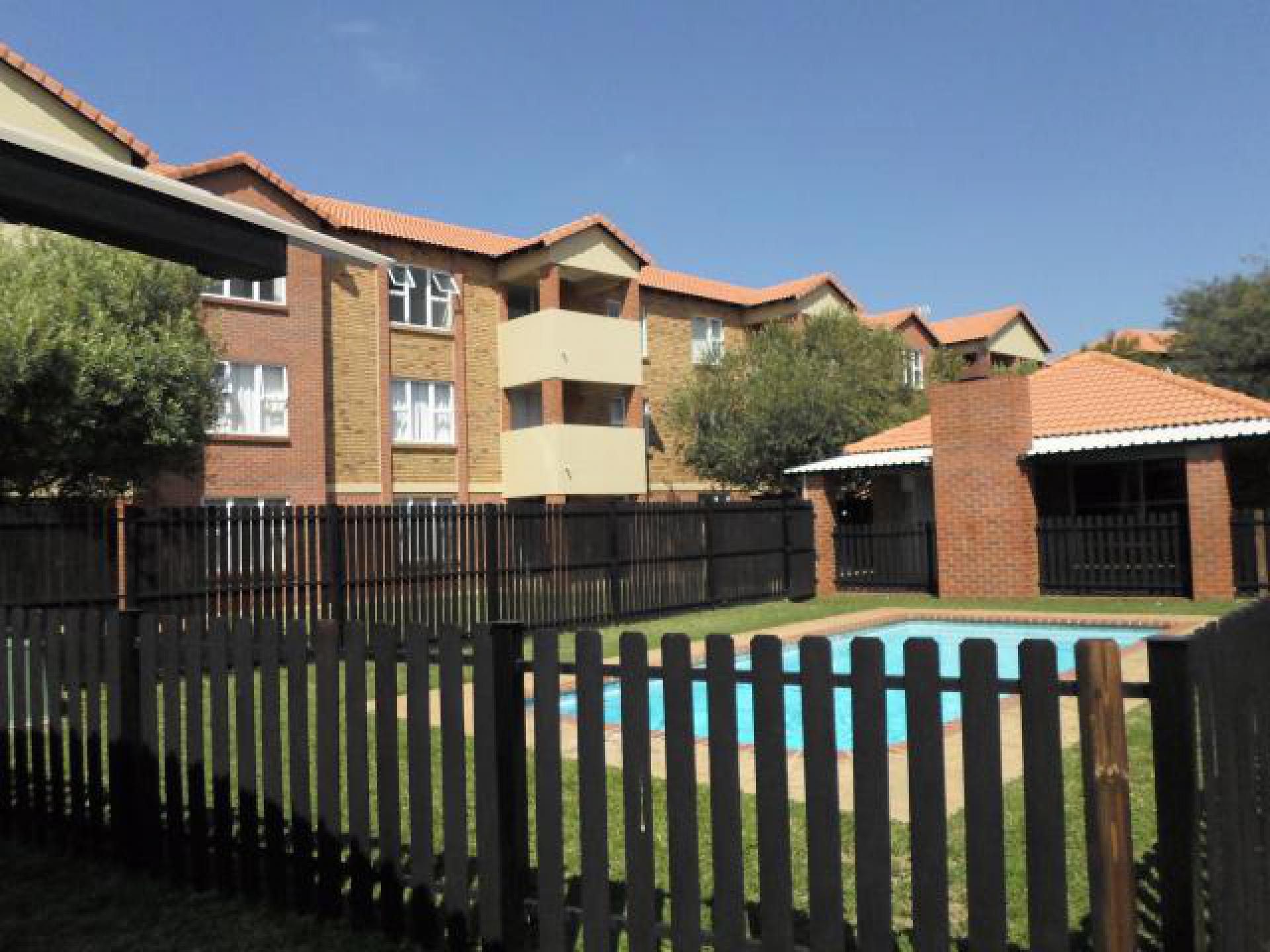 Entertainment of property in Onverwacht