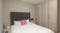 Bed Room 2 - 14 square meters of property in Noordhang