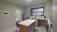 Kitchen - 12 square meters of property in Noordhang