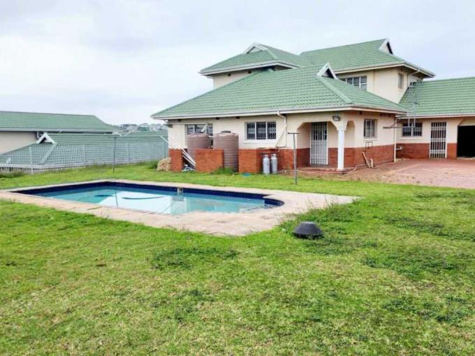 4 Bedroom House for Sale For Sale in Mount Edgecombe  - MR598293