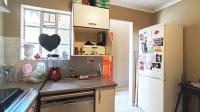 Kitchen - 10 square meters of property in Wapadrand