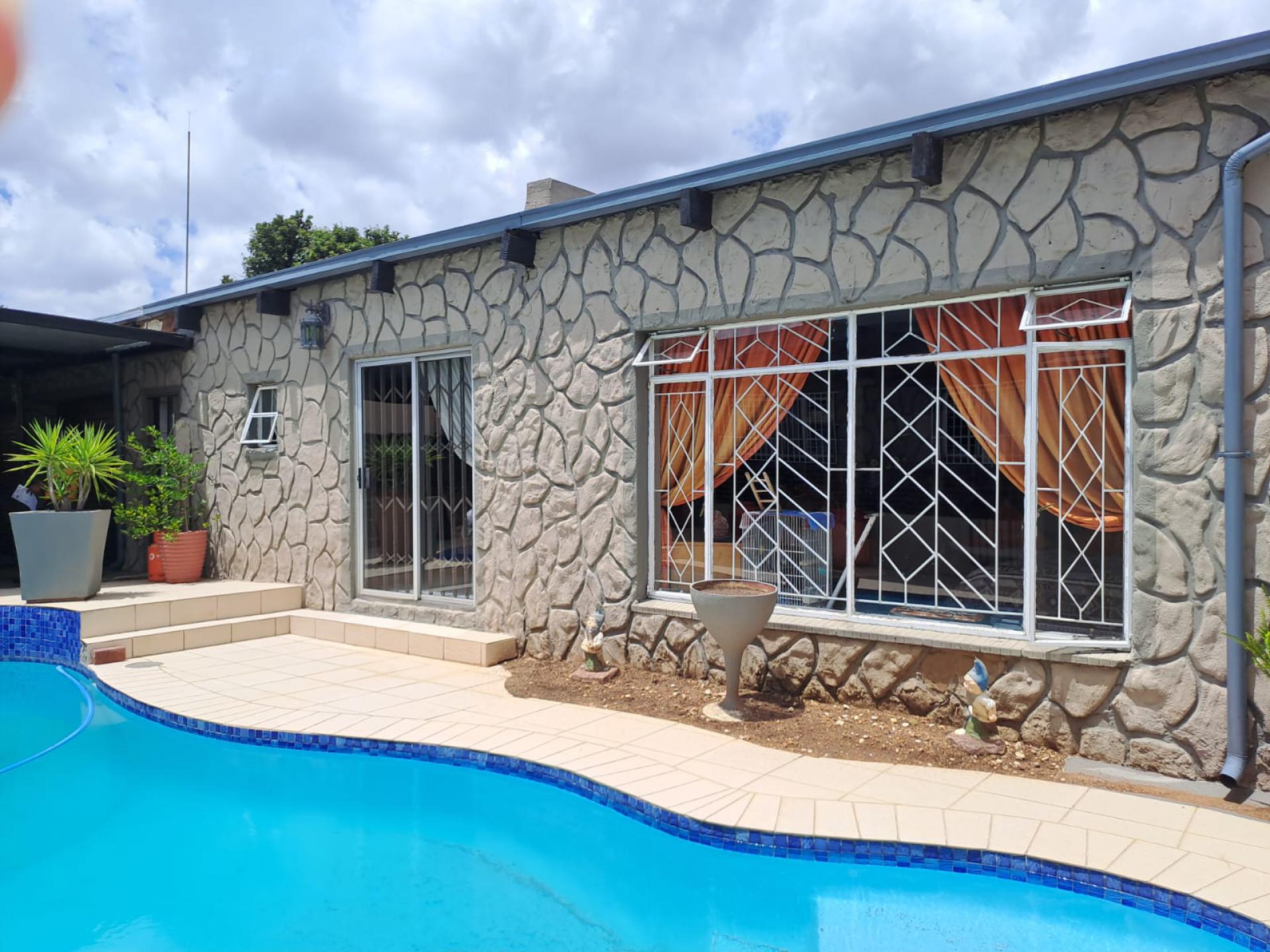  of property in Verwoerdpark