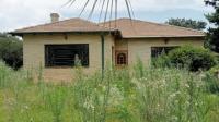Front View of property in Selection park