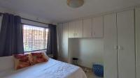 Main Bedroom - 18 square meters of property in Terenure