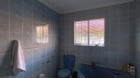 Main Bathroom - 8 square meters of property in Terenure