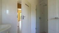 Main Bathroom - 7 square meters of property in Melodie