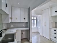  of property in Parkhurst