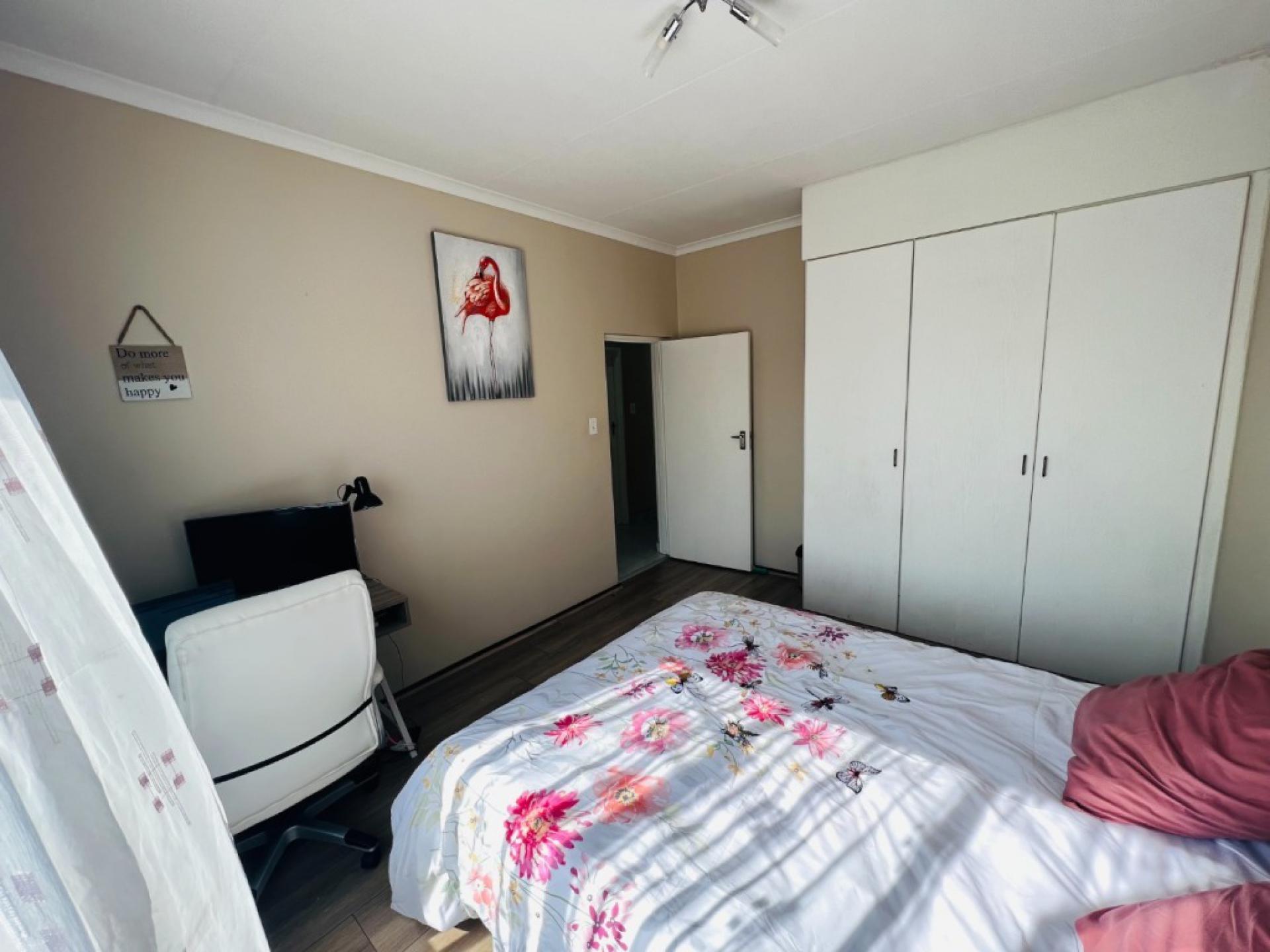 3 Bedroom House for Sale For Sale in Sharonlea MR599356