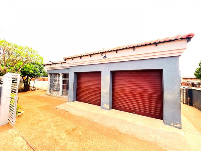 3 Bedroom House for Sale For Sale in Soshanguve - MR599450