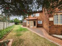 3 Bedroom 2 Bathroom Simplex for Sale for sale in Brackenhurst