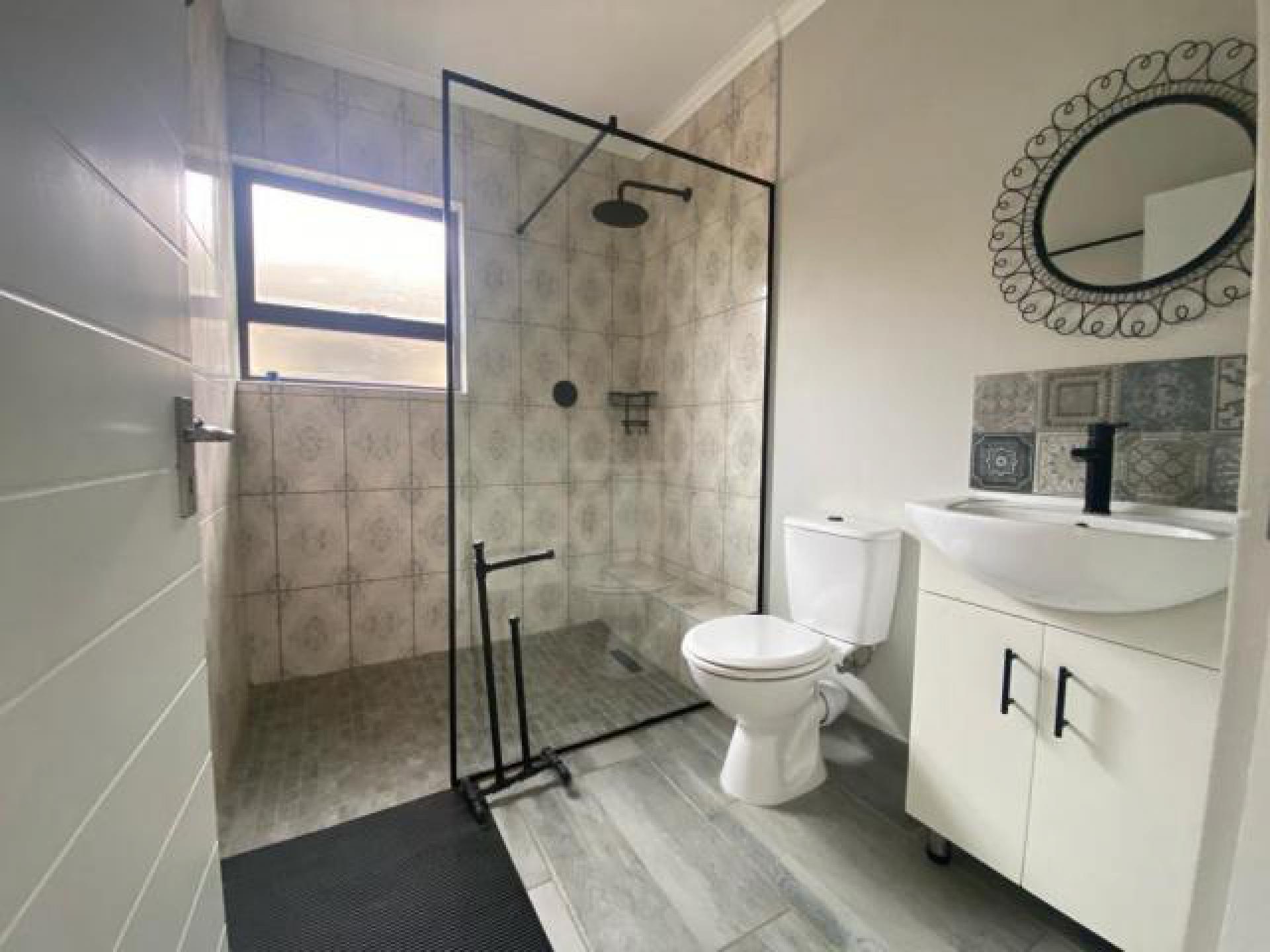 Bathroom 1 of property in Kwelera