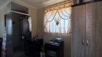 Kitchen - 8 square meters of property in Dawn Park