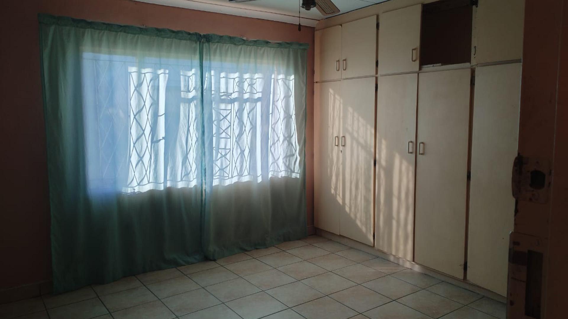 Bed Room 2 of property in Ladysmith