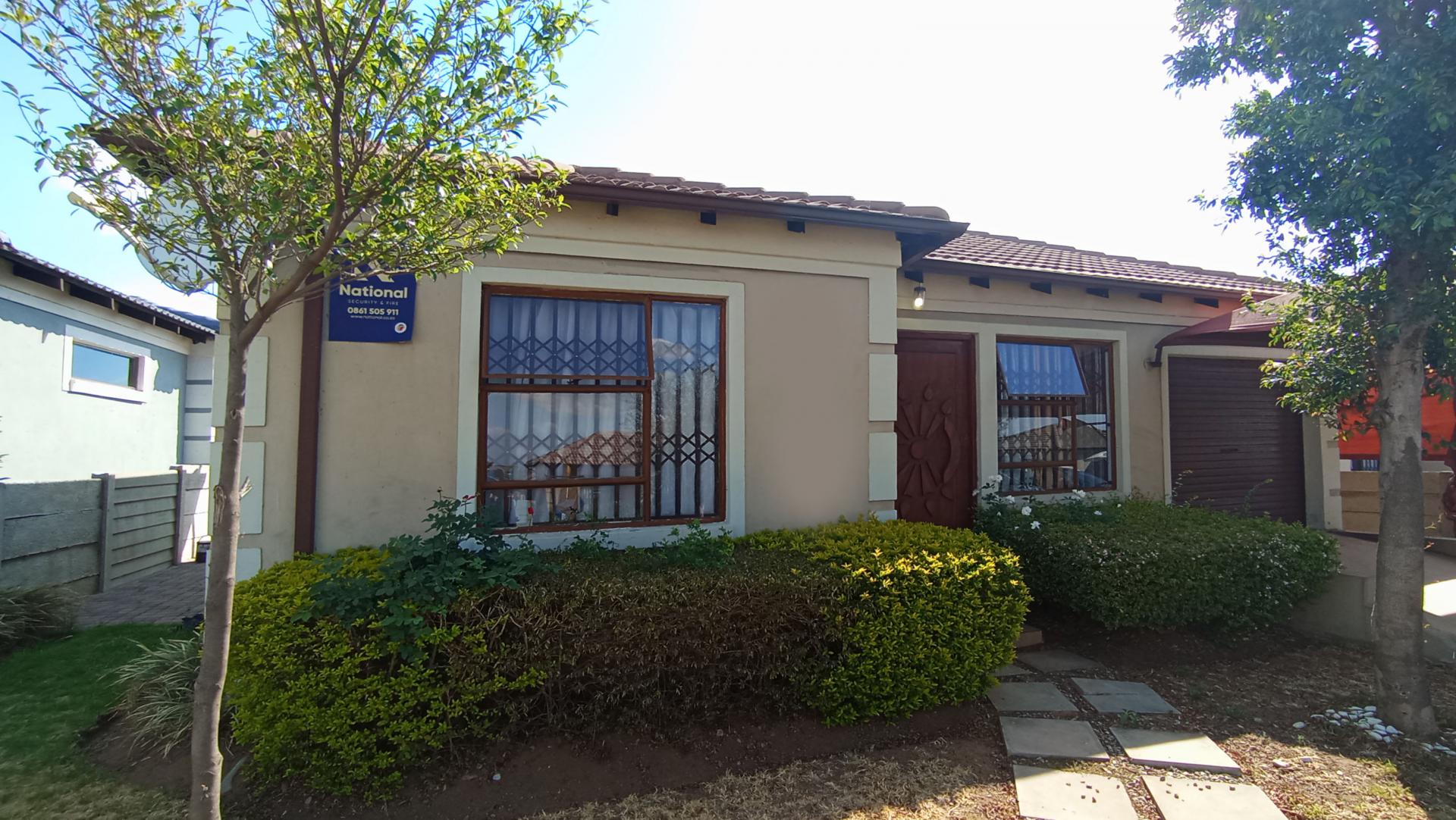 Front View of property in Jukskei Park