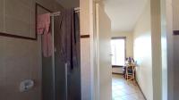 Bathroom 1 - 7 square meters of property in Monavoni